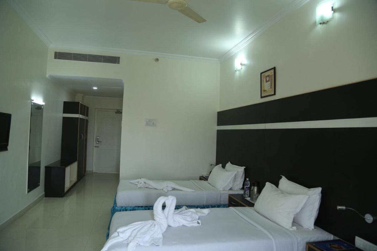 Hotel Dsf Grand Plaza Tuticorin Zewnętrze zdjęcie